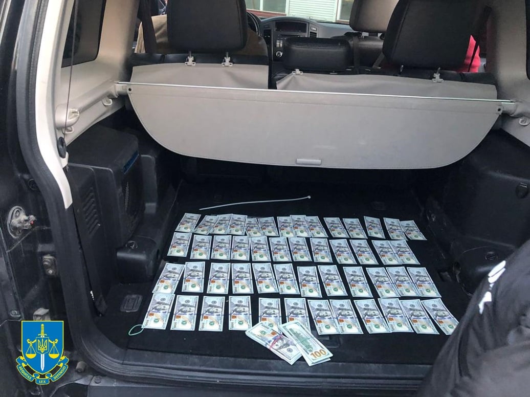 Львів&rsquo;янин намагався виїхати з країни за 15 тисяч доларів