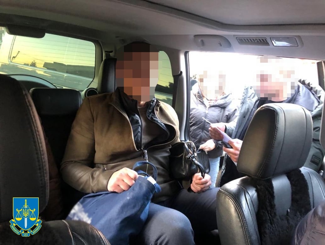 Львів&rsquo;янин намагався виїхати з країни за 15 тисяч доларів