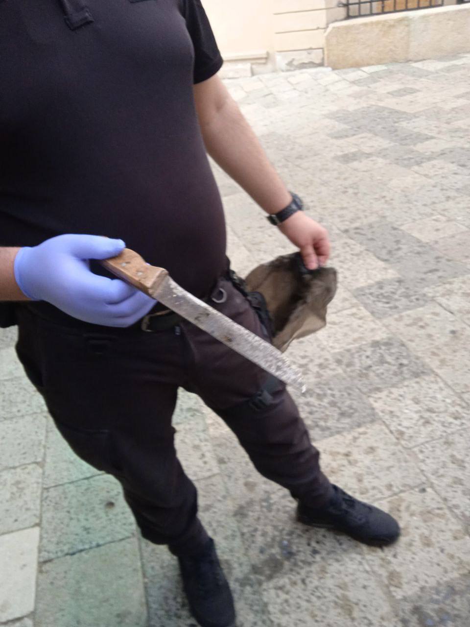 У Львівських круасанах жінка погрожувала касиру ножем