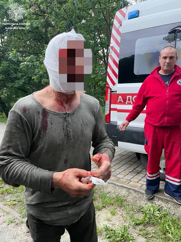 У Львові п’яний водій збив 54-річного чоловіка із 2-річним сином