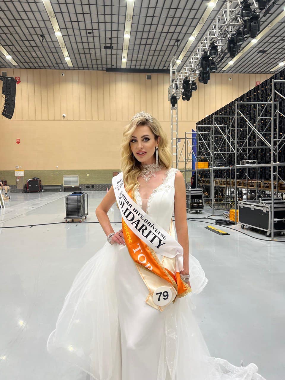 Маріанна Батура на конкурсі «MRS Universe 2022»