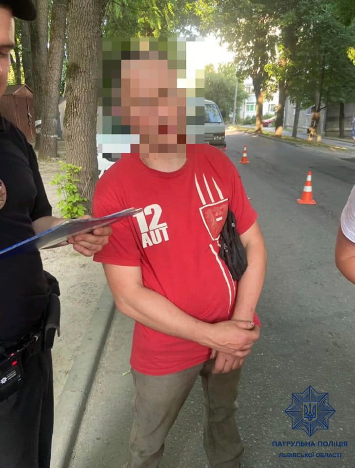 Львівські патрульні затримали двох водіїв, які спричинили ДТП