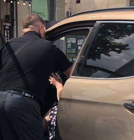 Львів'янка відправляла ухилянтів за кордон за 8 тисяч доларів