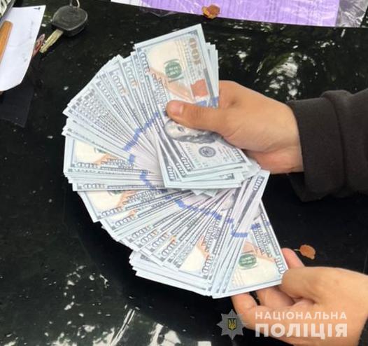 На Львівщині викрили схему з продажу автомобілів, які призначені для Збройних сил