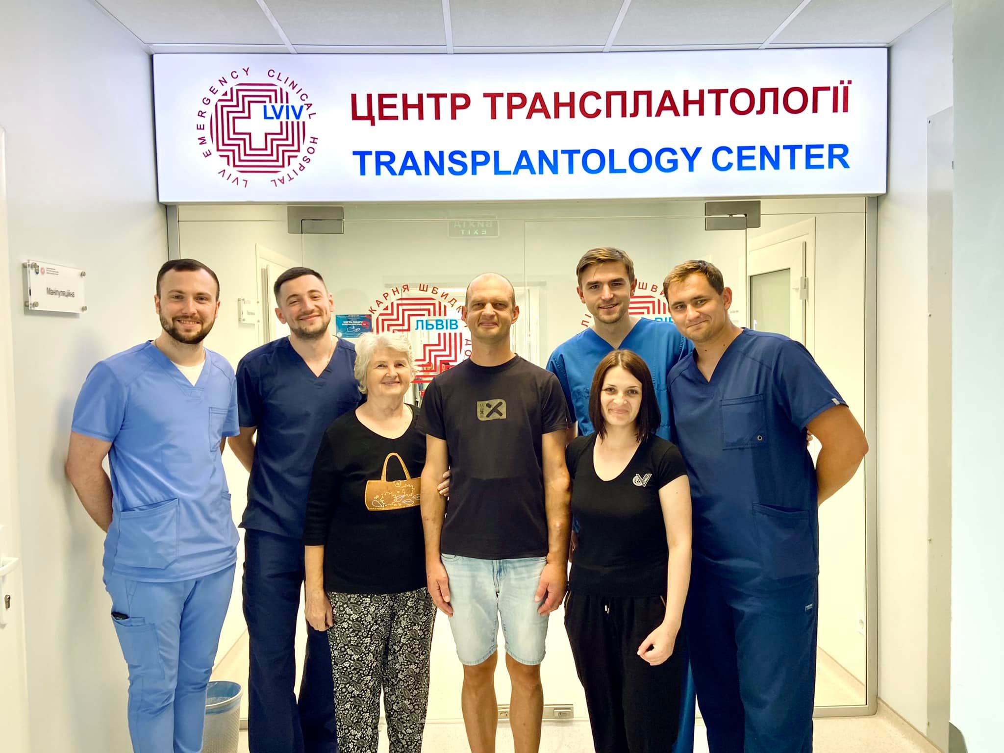 У Львові 70-річна жінка віддала свою нирку 39-річному сину