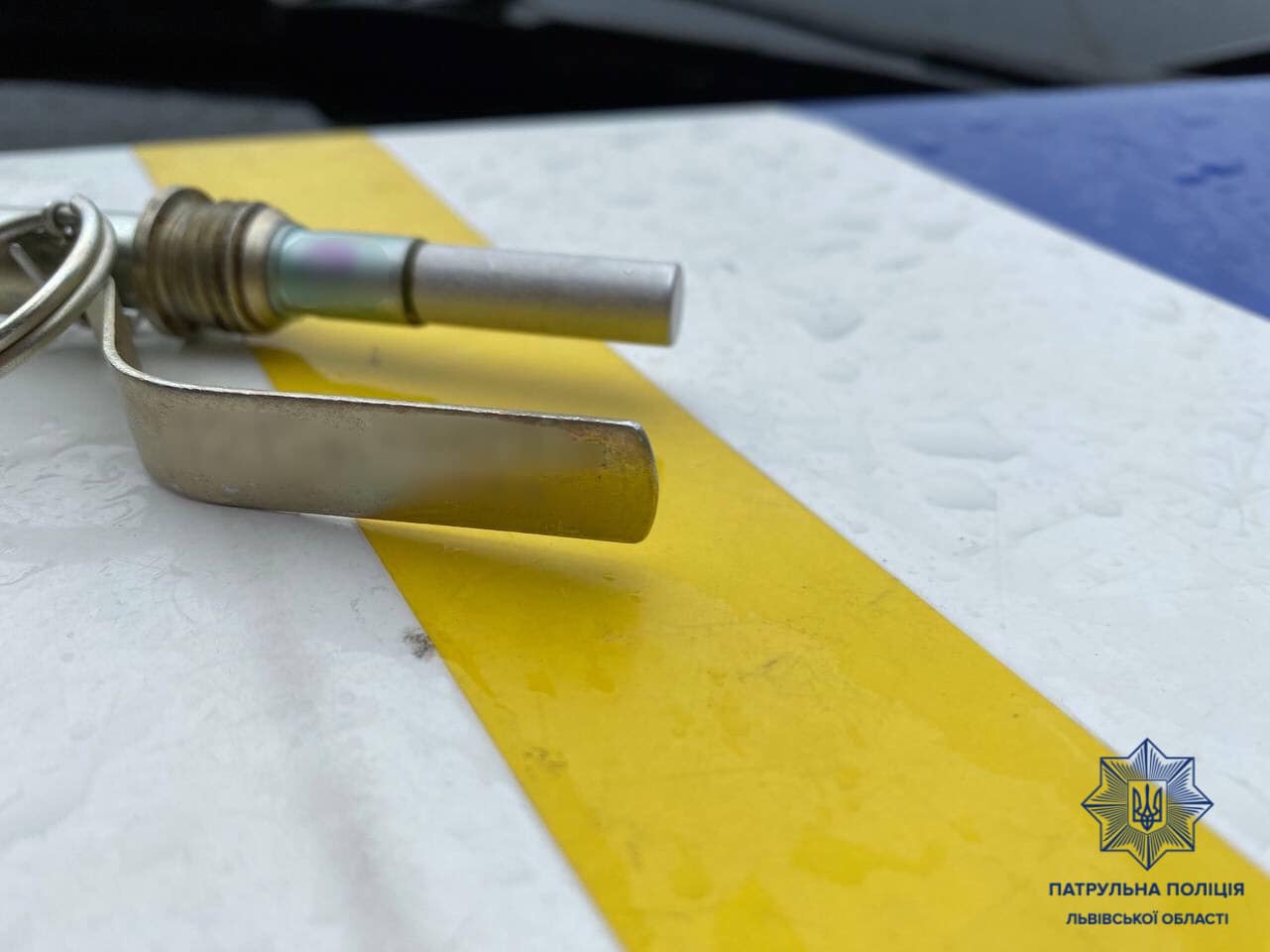 Патрульні затримали п'яного львів'янина з гранатою серед вулиці