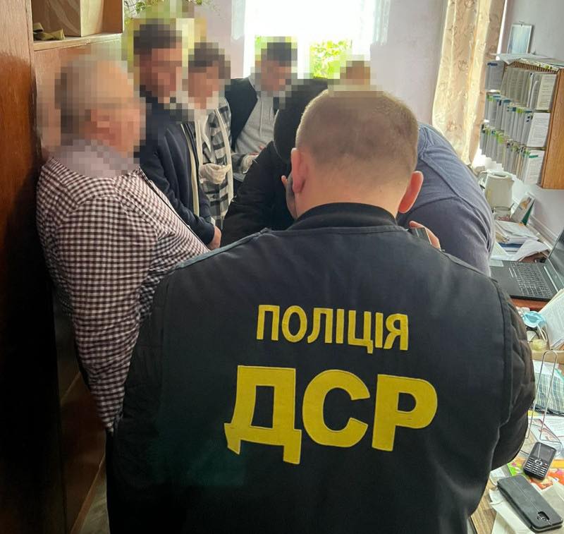На Львівщині медичні працівники виготовляли фальшиві довідки про військову непридатність