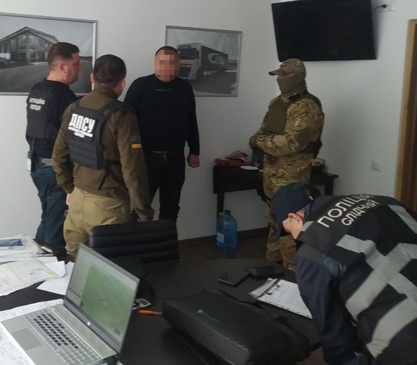 На Львівщині викрили схему переправлення військовозобов’язаних через кордон