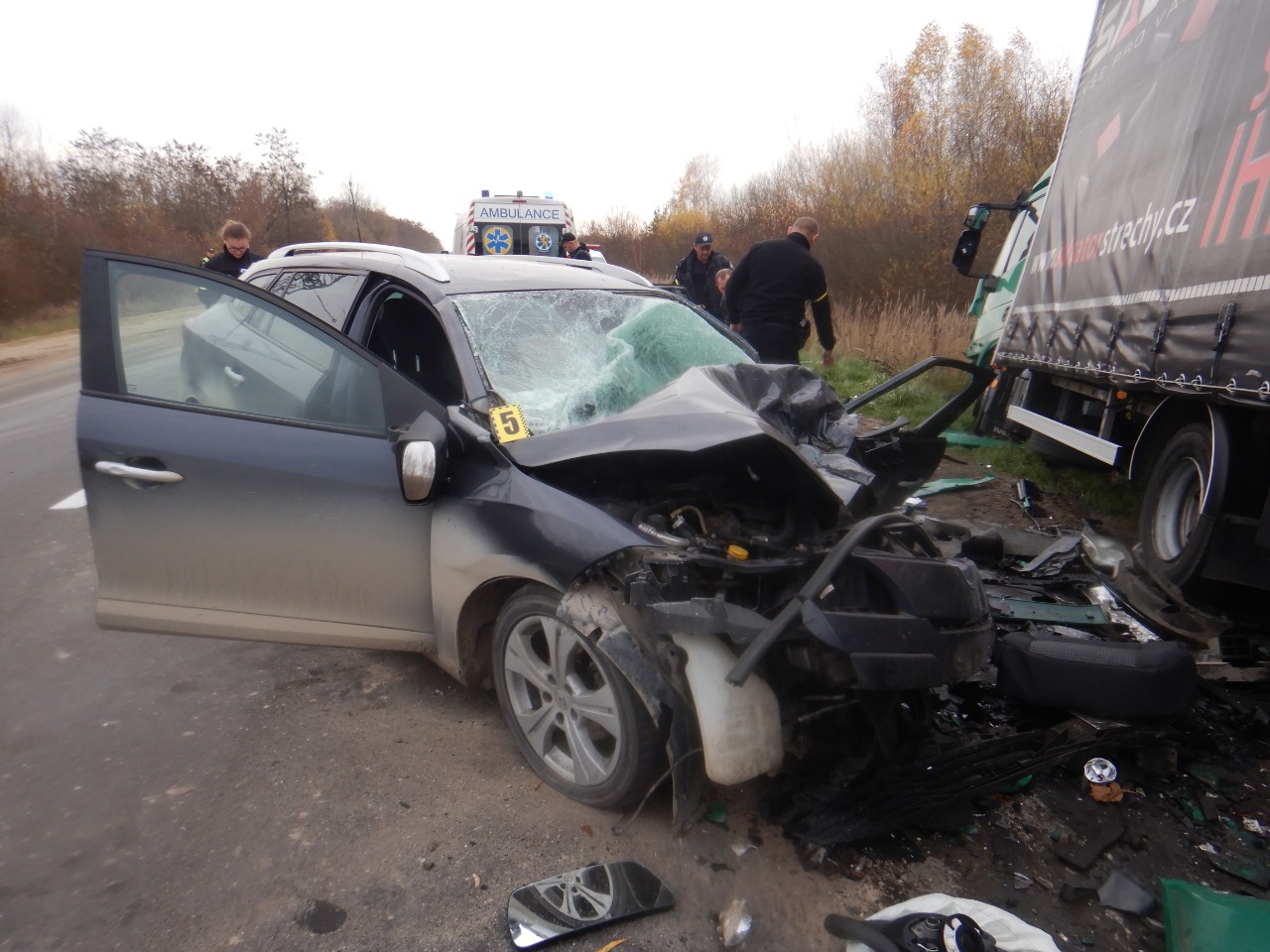 Через ДТП біля Львова троє людей потрапили в лікарню