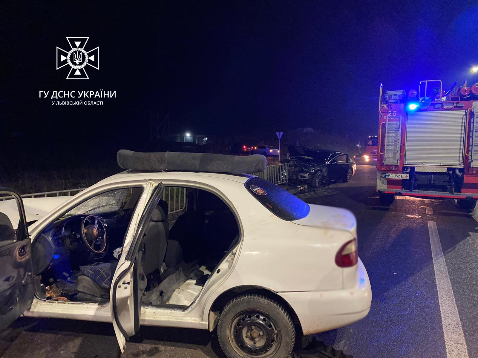 Біля Львова внаслідок ДТП загинула одна людина та ще двоє – травмовано