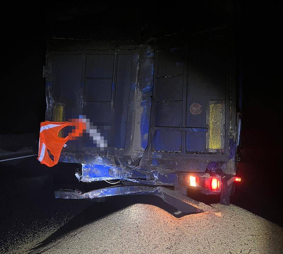 Загинув водій, пасажири – травмовані: біля Одеси в ДТП розбився автобус зі Львова