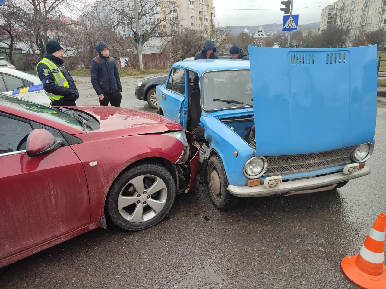 Через ДТП на Мазепи госпіталізували жінку