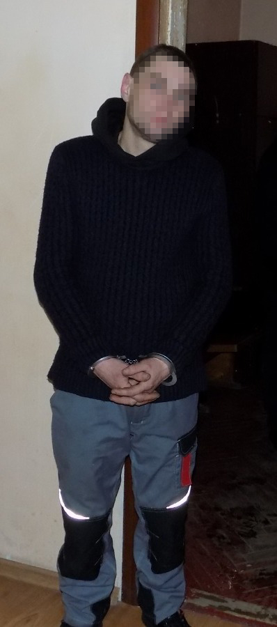 У Бориславі 16-річному хлопцю прострерили ногу за захист бабусі