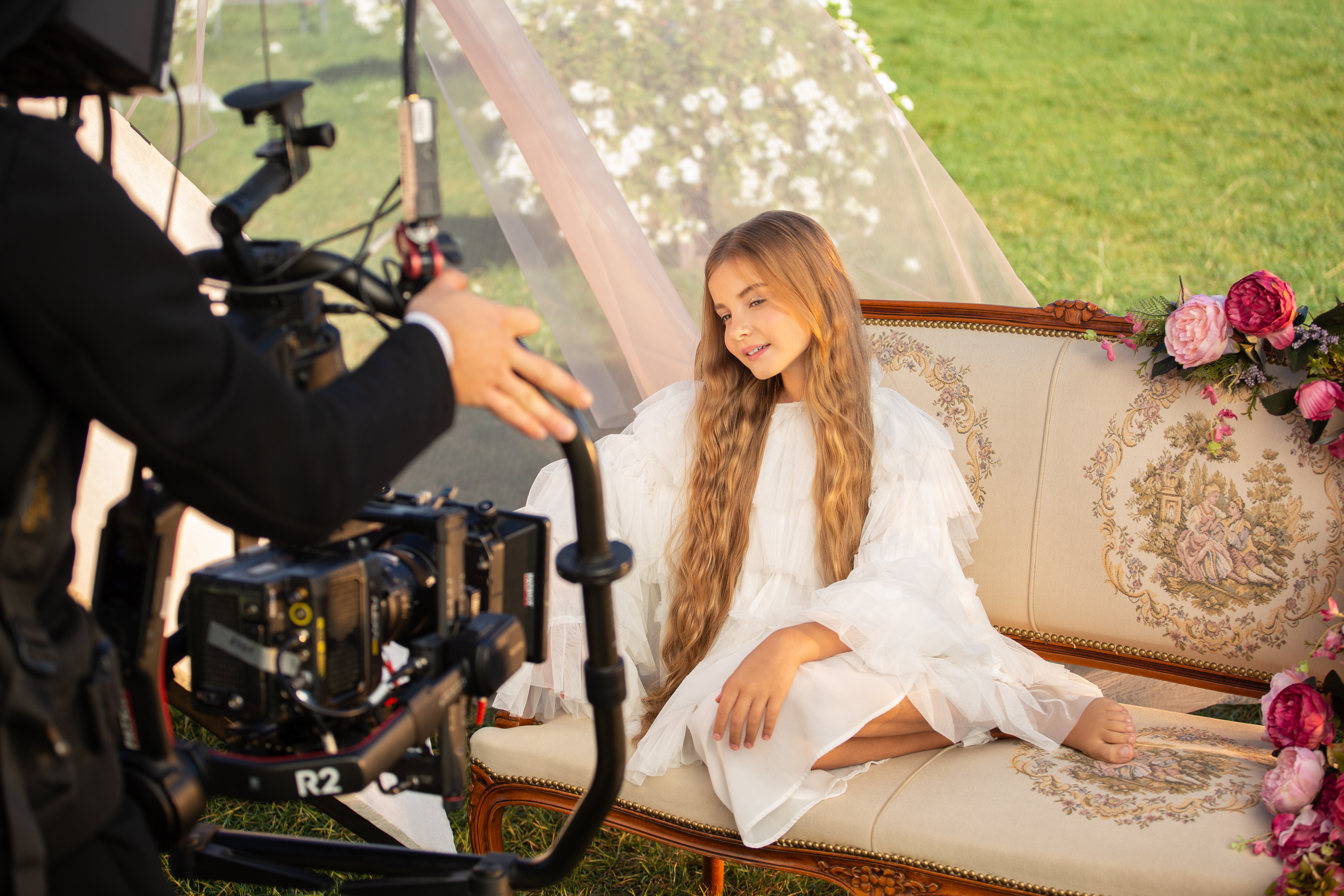 Команда ризикнула і тільки в цю дату кінця вересня була гарна сонячна погода. Фото: бекстейдж