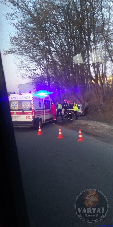 2 квітня біля Львова сталася дорожньо-транспортна пригода. Фото: Ігор Зінкевич