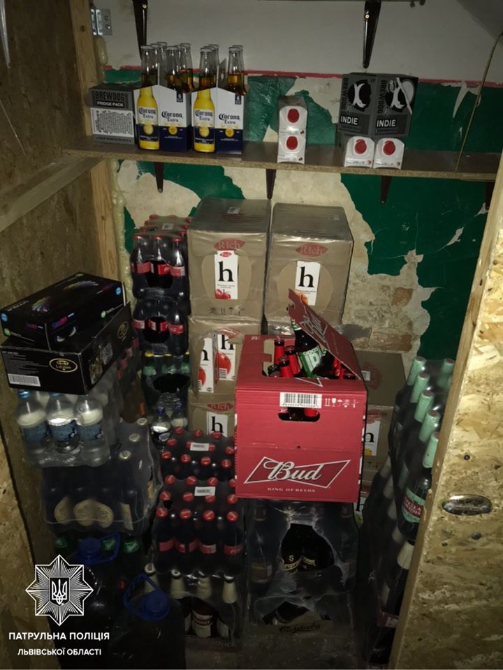 У центрі Львова обікрали бар, що на вулиці Староєврейській