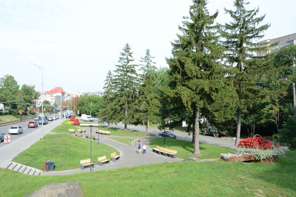На площі Покровській облаштують сквер. Фото: Олександр Мазуренко
