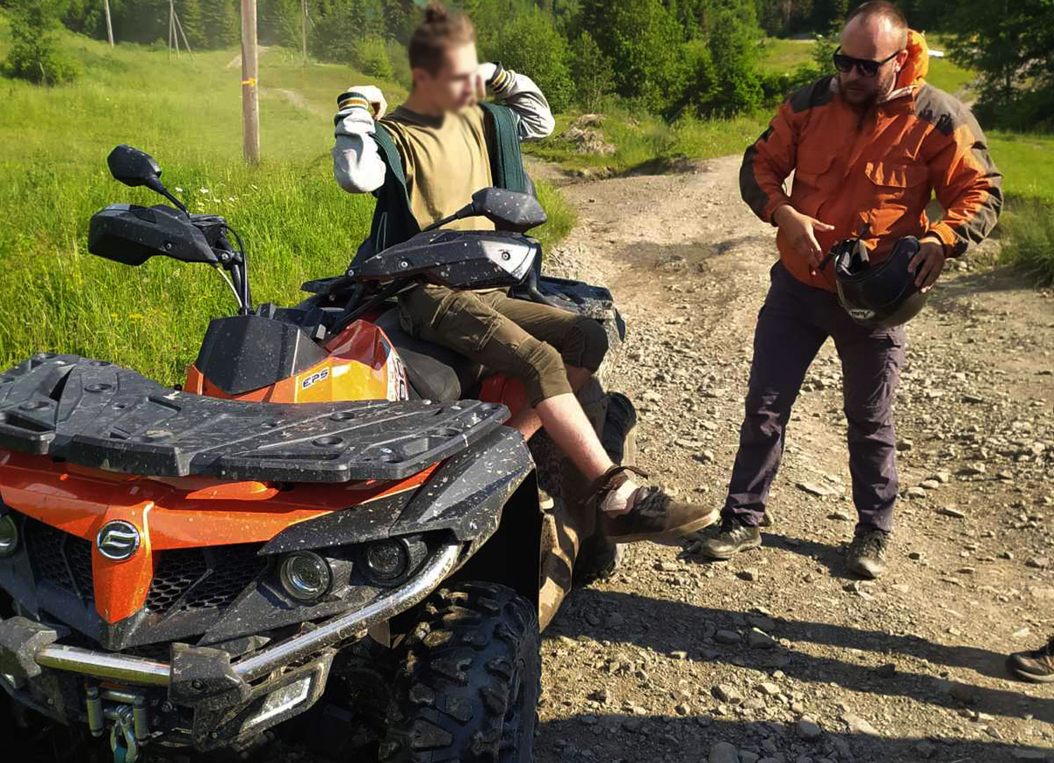 17-річного львів’янина вкусила змія. Фото: ДСНС Закарпаття