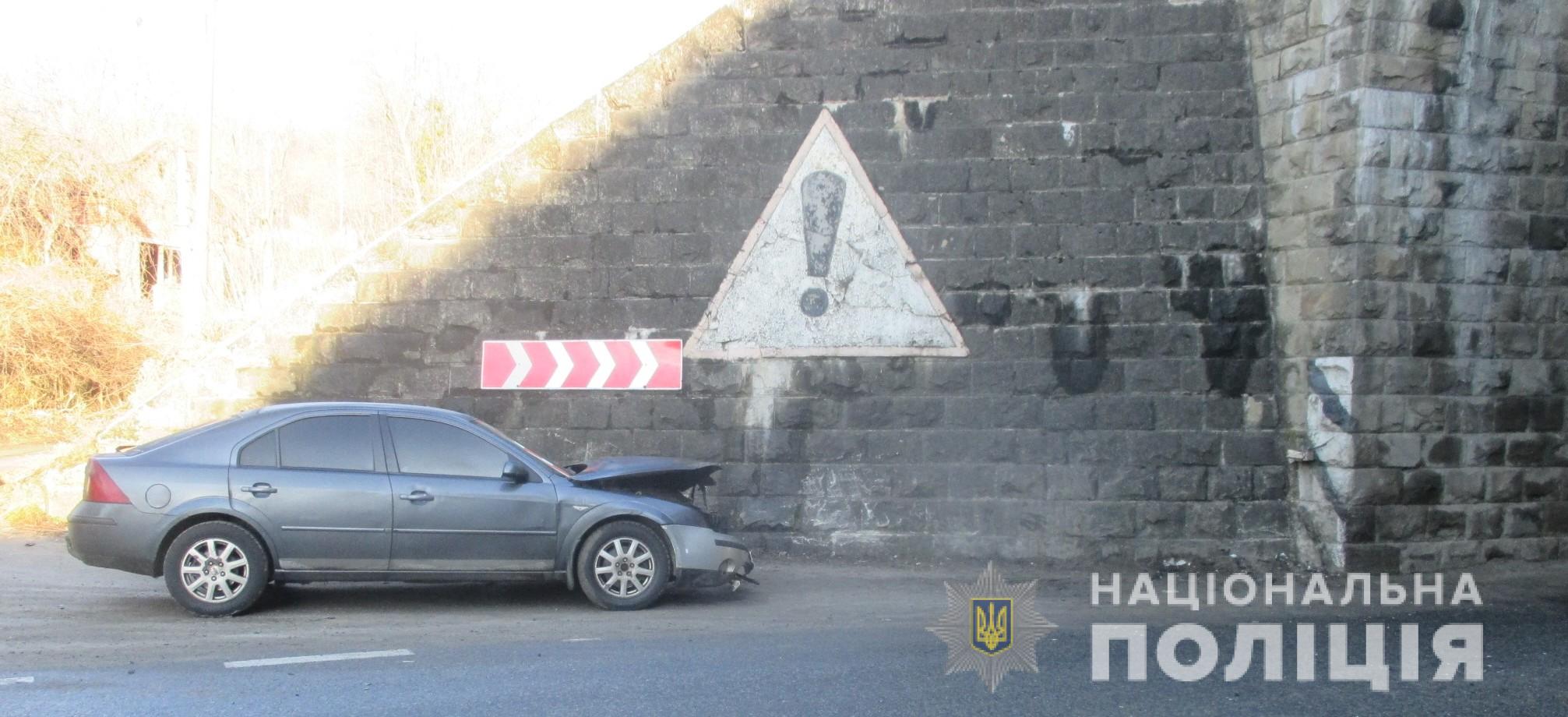 У тунелі на Золочівщині сталася ДТП, є постраждалі