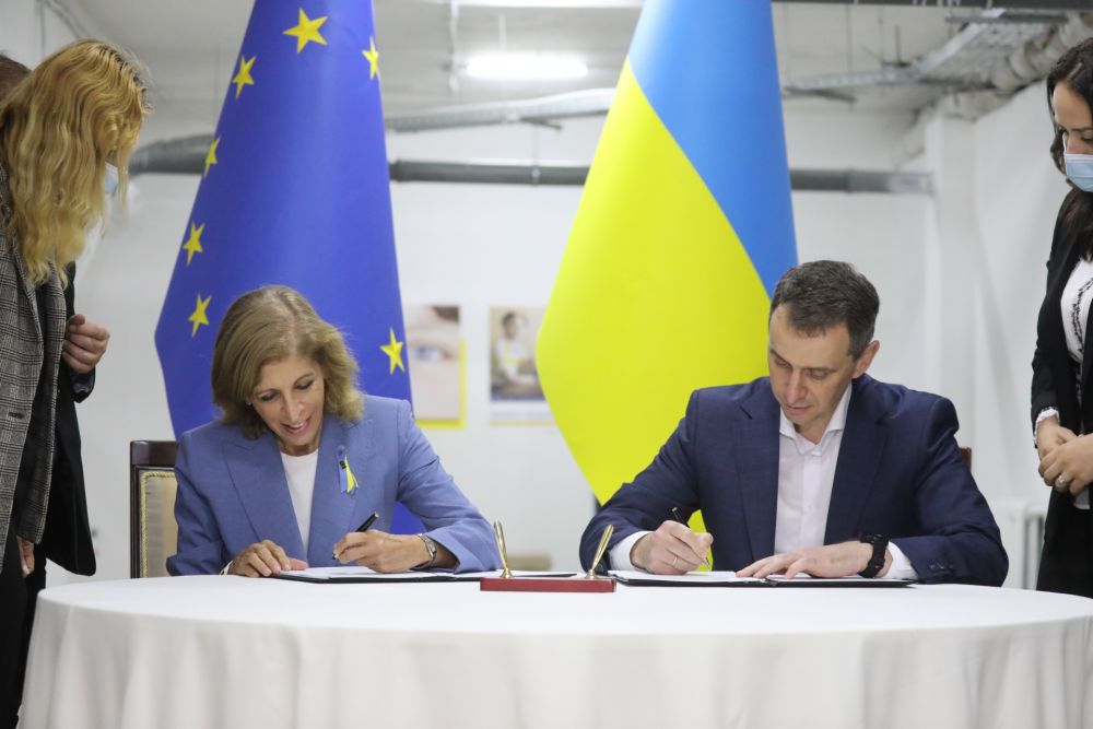 У Львові підписали історичну угоду між Україною та Європейським Союзом у медичній сфері