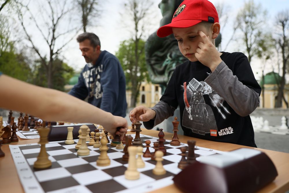 Львів'ян і переселенців кличуть на спільні заняття спортом у парку