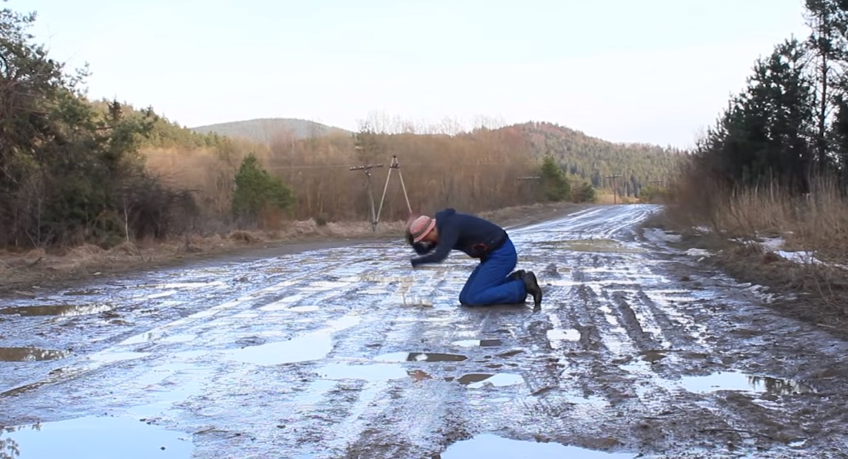 Скріншот з відео про дорогу Мшанець-Стрілки