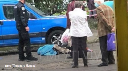 На вулиці Коновальця у Львові з вікна багатоповерхівки впала жінка. Фото: Типовий Львів