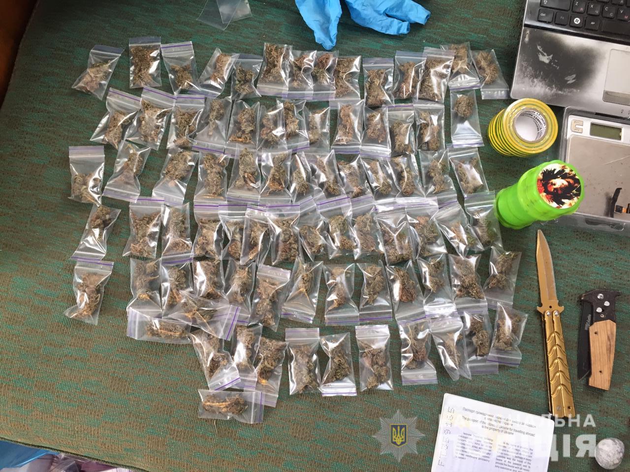 Хлопці, віком 18 і 19 років, які торгували наркотиками, жорстоко вбили двох неповнолітніх