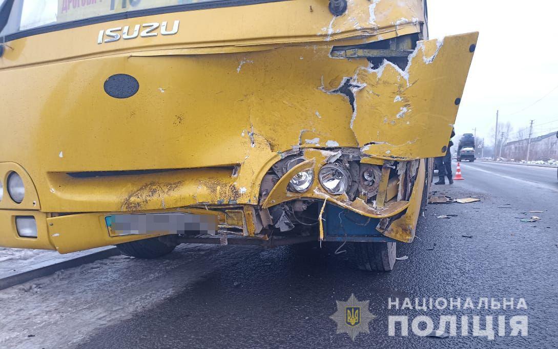 у Дрогобицькому районі автобус потрапив у ДТП