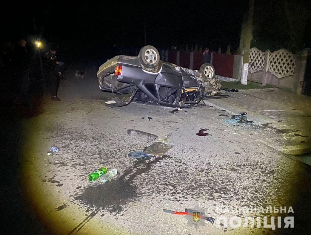 20-річний львів’янин перекинув автомобіль — двоє дівчат у лікарні