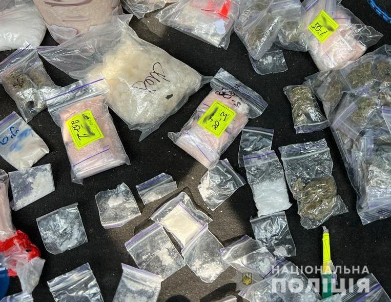 36-річний донеччанин розповсюджував наркотики у Львові