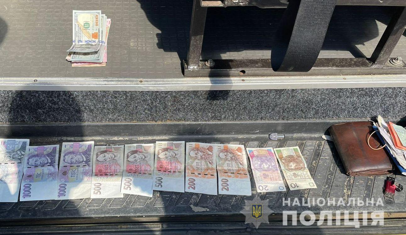 У Львові затримали чоловіка, який виготовляв документи для ухилянтів