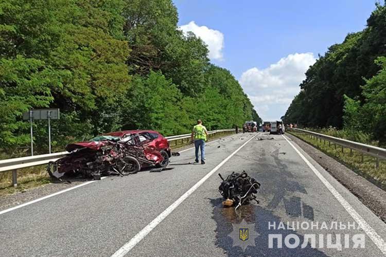 Львів&rsquo;янин та ще двоє людей загинули внаслідок автотрощі на Тернопільщині