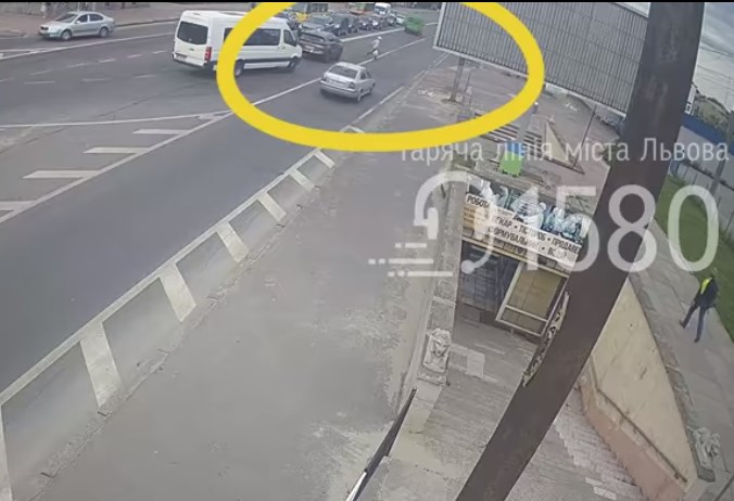 Скріншот з відео на Гарячій лінії Львова