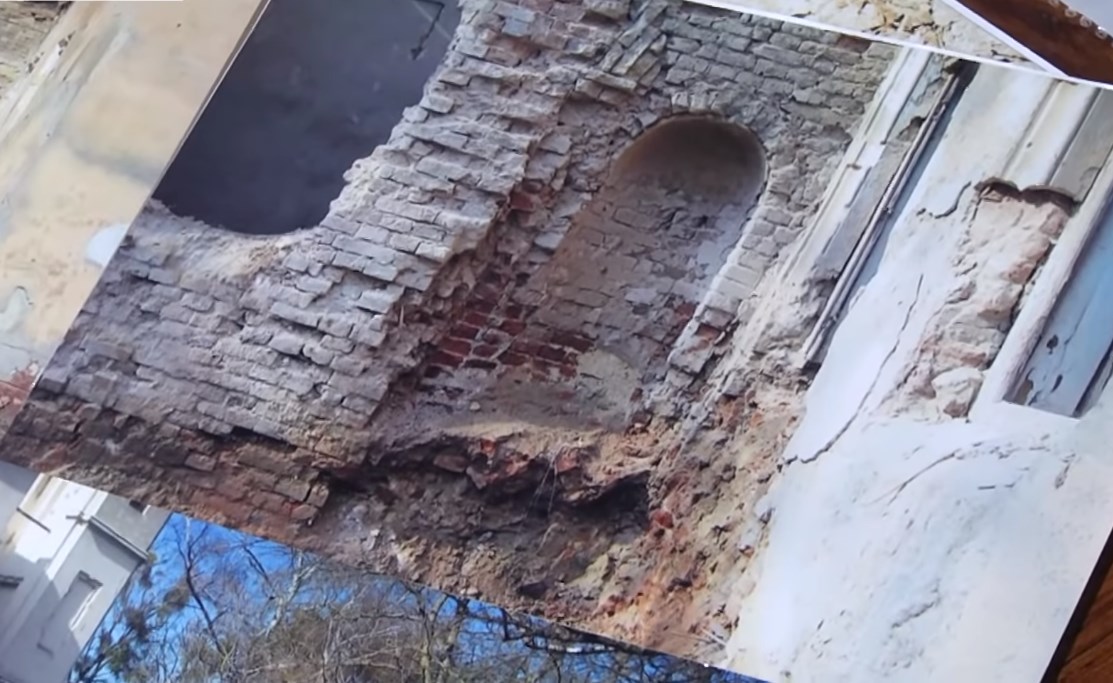 У селі Підгірці три сім’ї придбали і відновлюють зруйнований палац XVIII століття