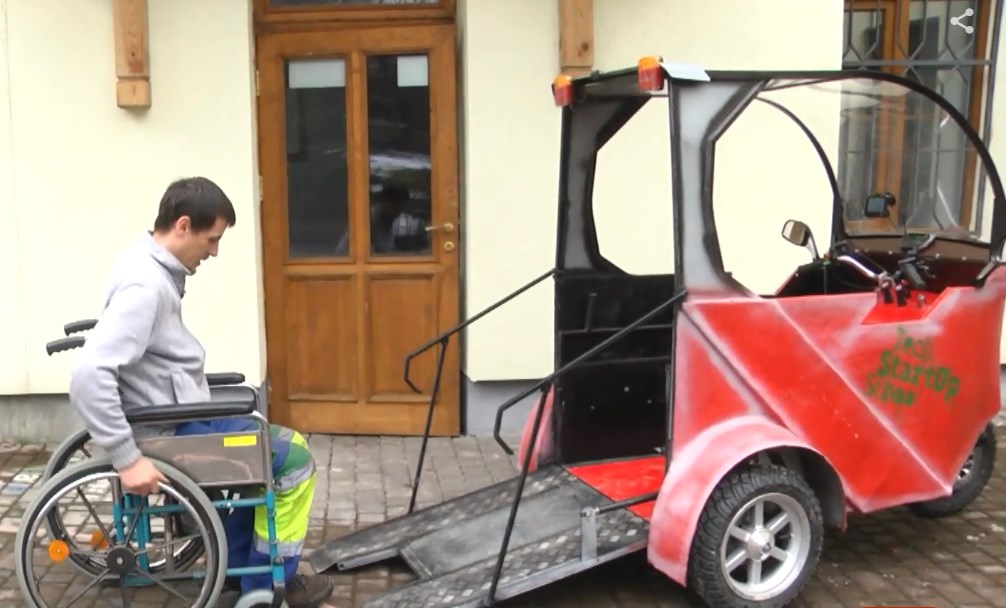 Львів’янин створює триколісні електричні скутери для людей з інвалізністю