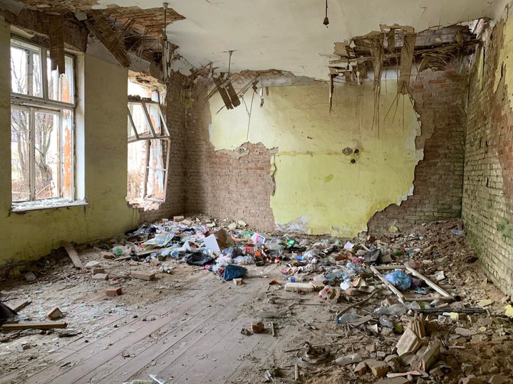 Львів'янка викупила старий палац і реставрувала. Знімок до реставрації