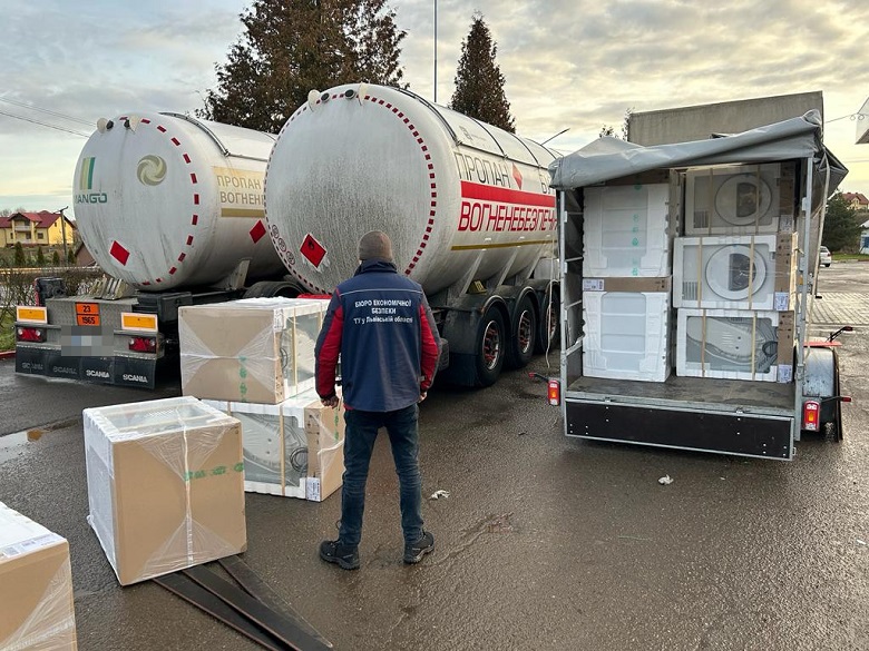 На Львівщині затримали вантажівки з товаром з Росії на 40 мільйонів