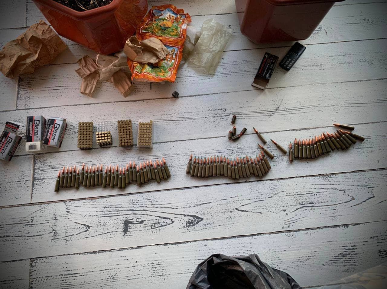 В Ужгороді затримали групу диверсантів, які готували замах на Володимира Зеленського