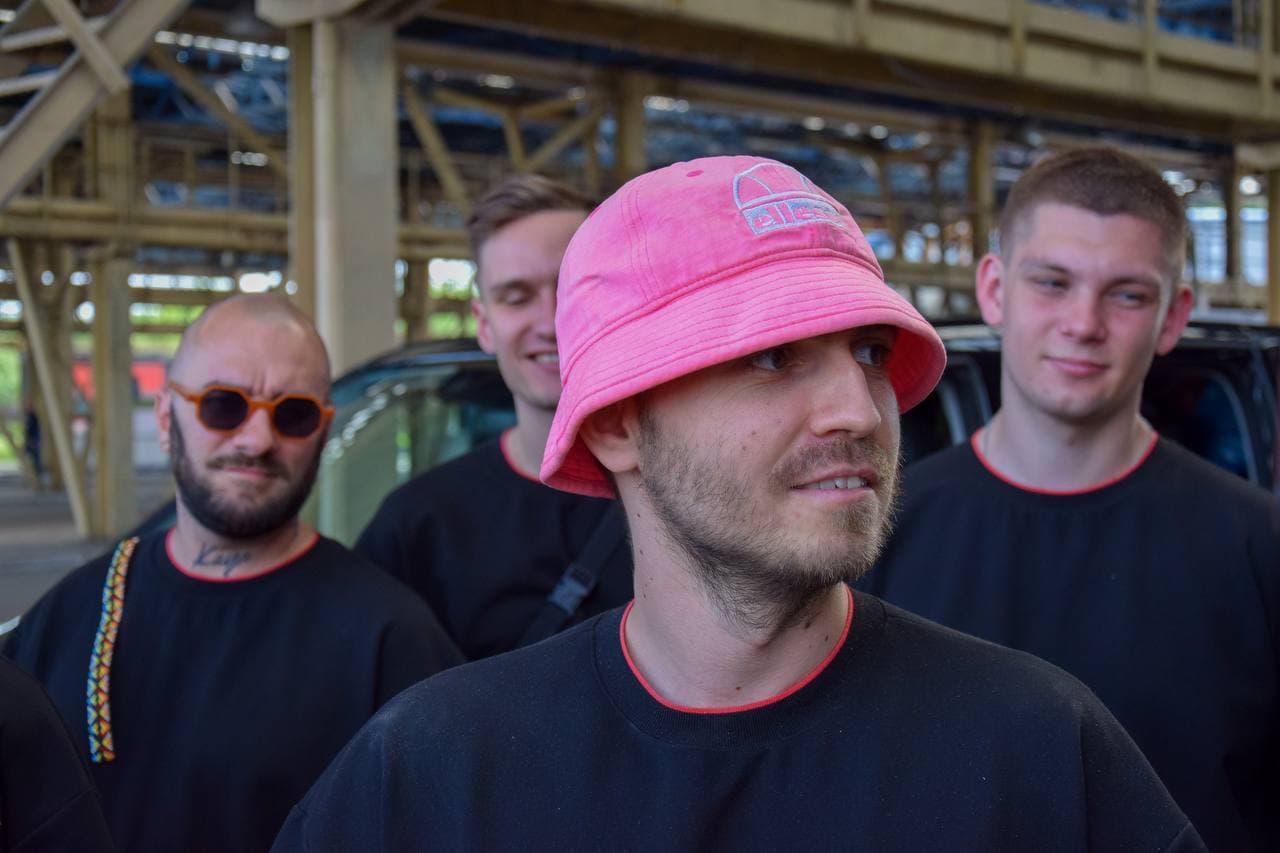 Як зустріли переможців Євробачення Kalush Orchestra у Краківці — фото, відео