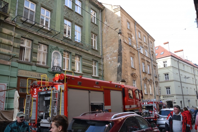 У центрі Львова сталась пожежа у квартирі житлового будинку. Фото: Віталій Туровцев