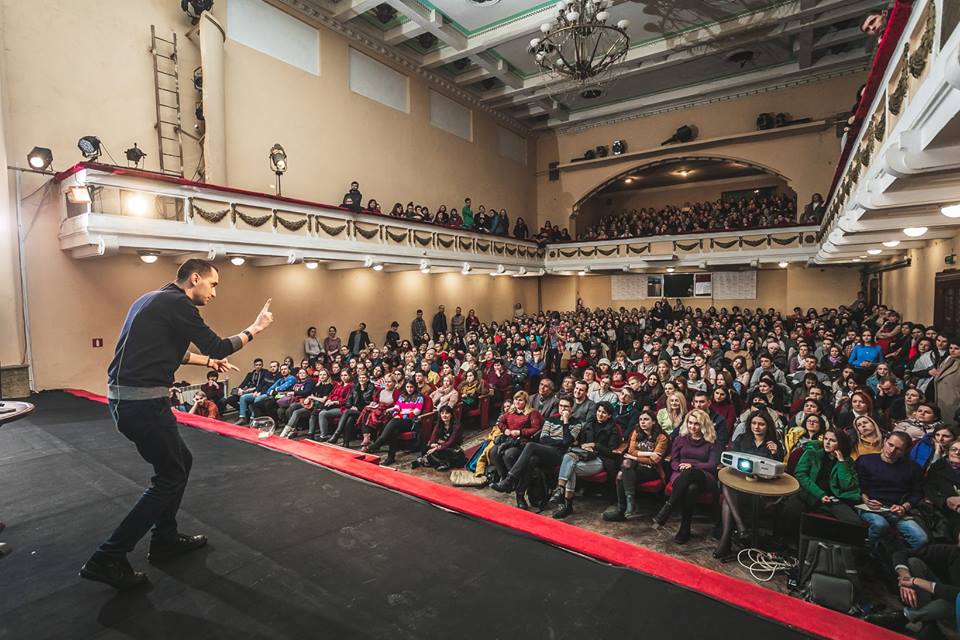 Фото: teatrlesi.lviv.ua