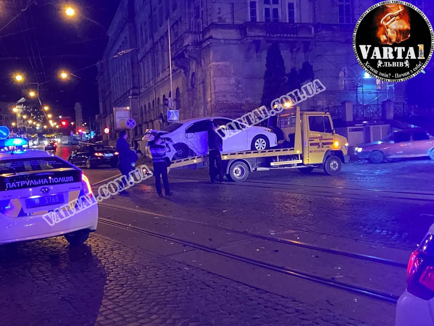 У центрі Львова 31 травня сталась ДТП. Фото: Варта1