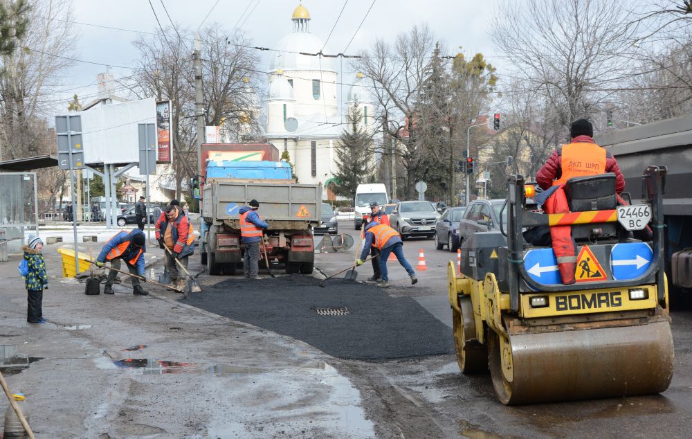 Коли залатають ями на Зеленій, Широкій і Героїв УПА у Львові