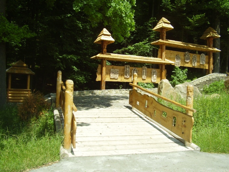 фото: https://kamenyar.info/