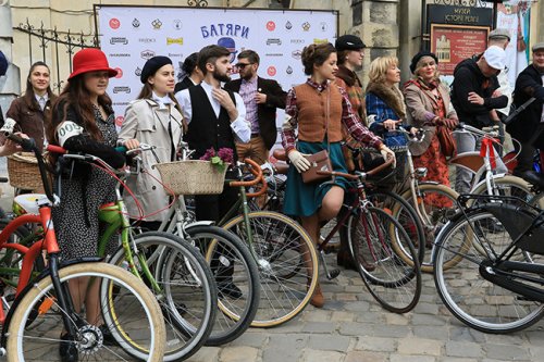 Велопроменад БАТЯРИ НА РОВЕРАХ і ярмарок ТLUM & KRAM: фото 2