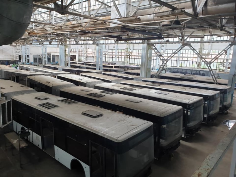 Кладовище львівських автобусів. Фото: mmr.net.ua