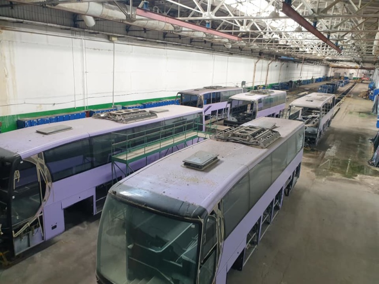 Кладовище львівських автобусів. Фото: mmr.net.ua