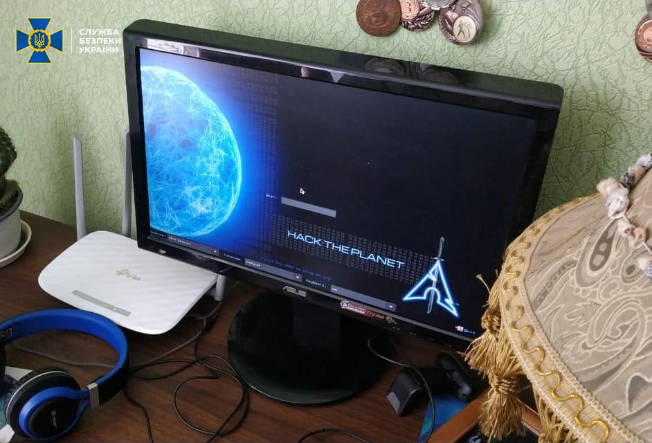 На Львівщині викрили хакерів, які викрадали і оприлюднювали персональні дані. Фото: СБУ