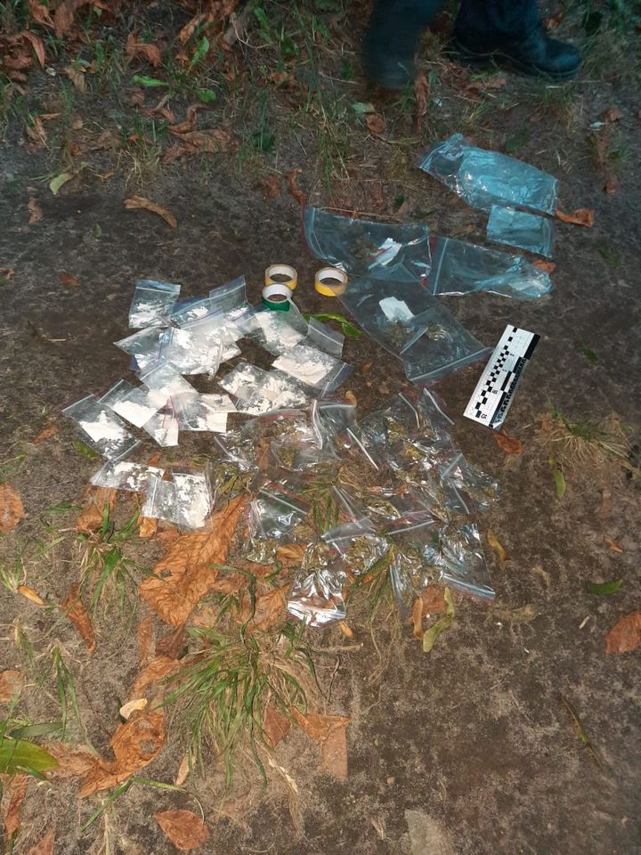 У Львові затримали юного наркоторговця. Фото поліції